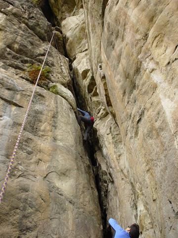 Wide crack, traditional climbing